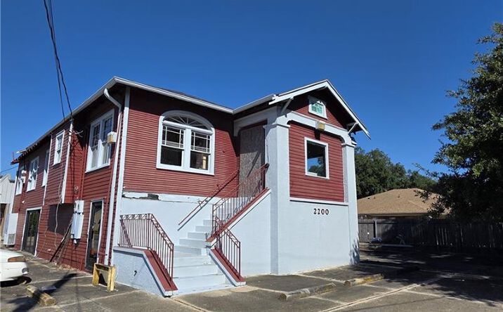 Pictures of Special Purpose property located at 2200 Paris Road, Chalmette, LA 70043 for sales - image #1