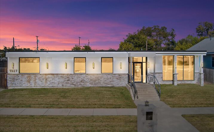 Pictures of Office property located at 1927 Columbus Ave, Waco, TX 76701 for sales - image #1