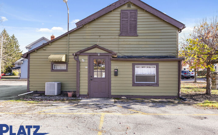 Pictures of Office, Retail property located at 15 E McKinley Way, Poland, OH 44514 for sales - image #1