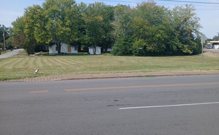 Pictures of Land property located at 8 S Walnut St, Hohenwald, TN 38462 for sales - image #1
