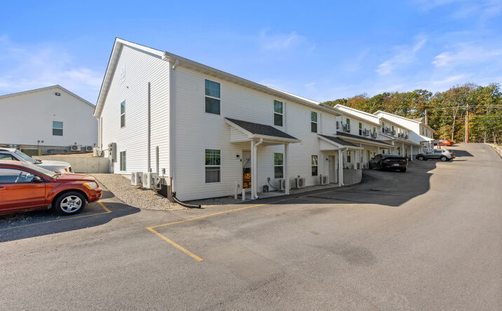 Pictures of Multifamily property located at 4826 Red Rooster Rd, Farmington, MO 63640, 601 Wallace Road, Farmington, MO 63640 for sales - image #1