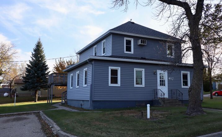 Pictures of Multifamily property located at 407 7th Ave W, Lisbon, ND 58054 for sales - image #1
