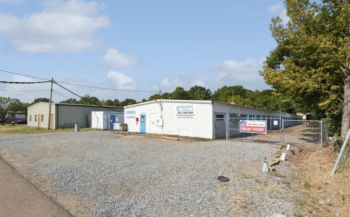 Pictures of Self Storage property located at 5849 N Commerce Plaza, Jackson, MS 39206 for sales - image #1