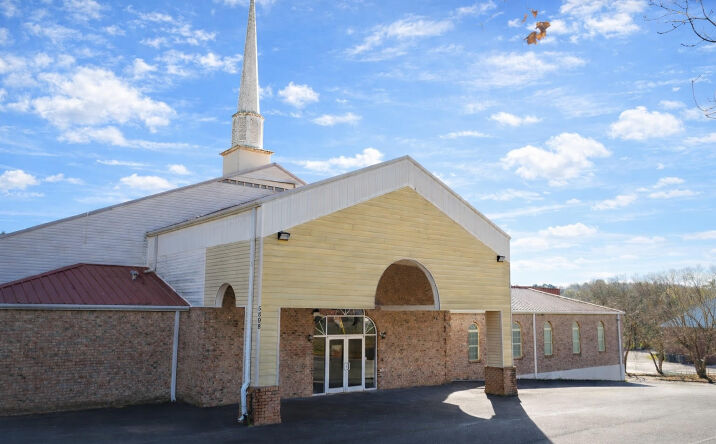 Pictures of Special Purpose property located at 512 Eagles Crossing Way, Riverdale, GA 30274 for sales - image #1