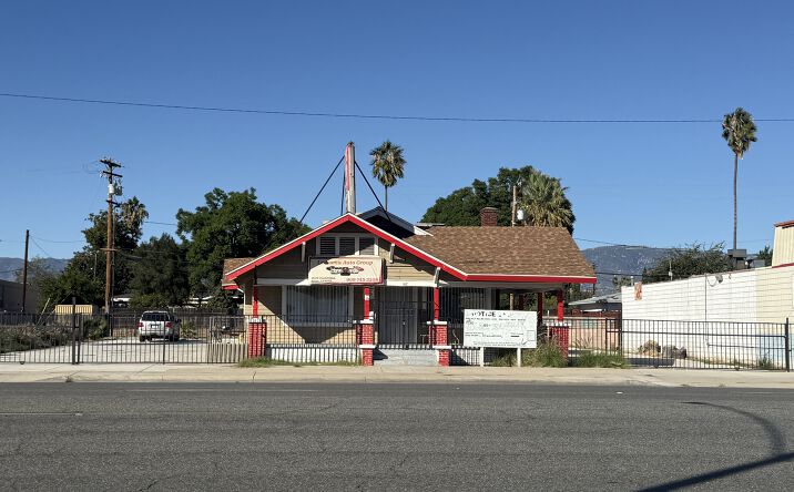 Pictures of Retail property located at 162 W Foothill Blvd., Rialto, CA 92376 for sales - image #1