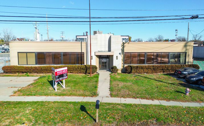 Pictures of Industrial property located at 19270 W 8 Mile, Southfield, MI 48075 for sales - image #1