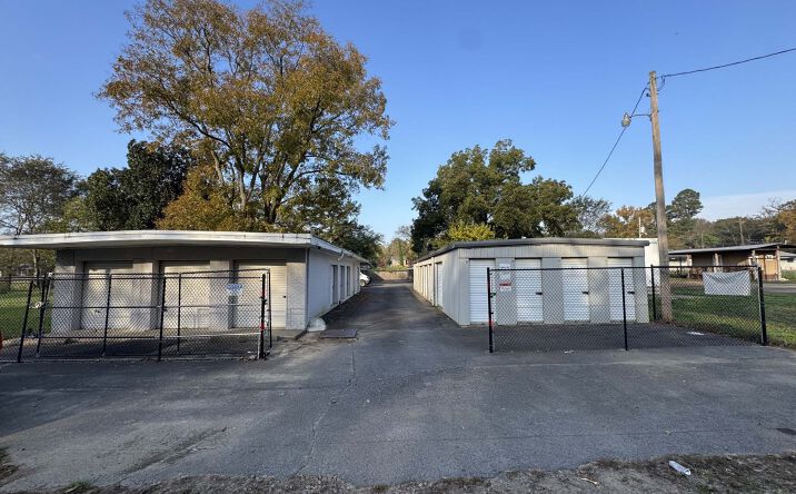 Pictures of Self Storage property located at 111 S Springfield St, Plumerville, AR 72127 for sales - image #1