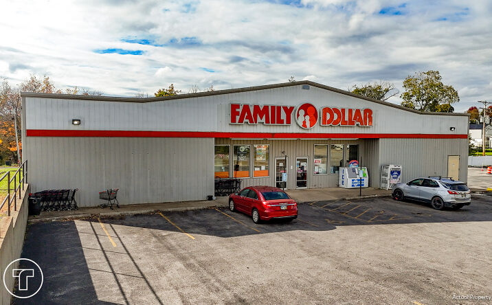 Pictures of Retail property located at 215 East Walnut St, West Union, OH 45693 for sales - image #1