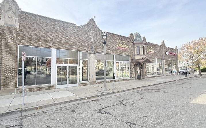 Pictures of Retail property located at 1819 E Kenilworth Pl, Milwaukee, WI 53202 for sales - image #1