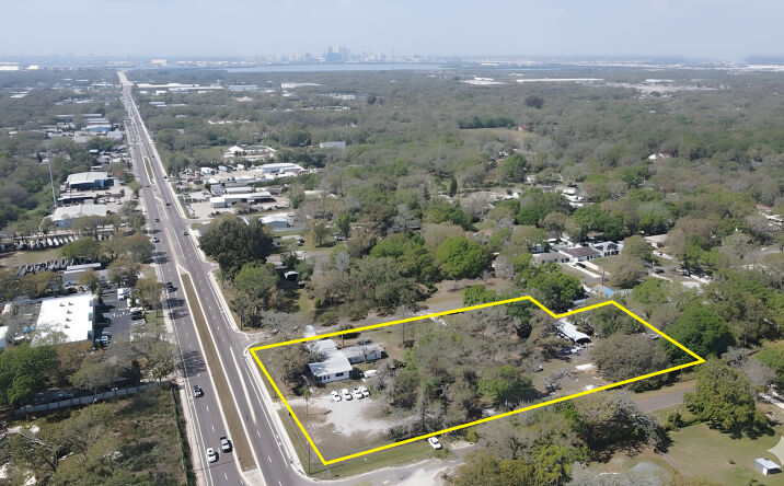 Pictures of Land property located at 6802 Causeway Blvd, Tampa, FL 33619 for sales - image #1
