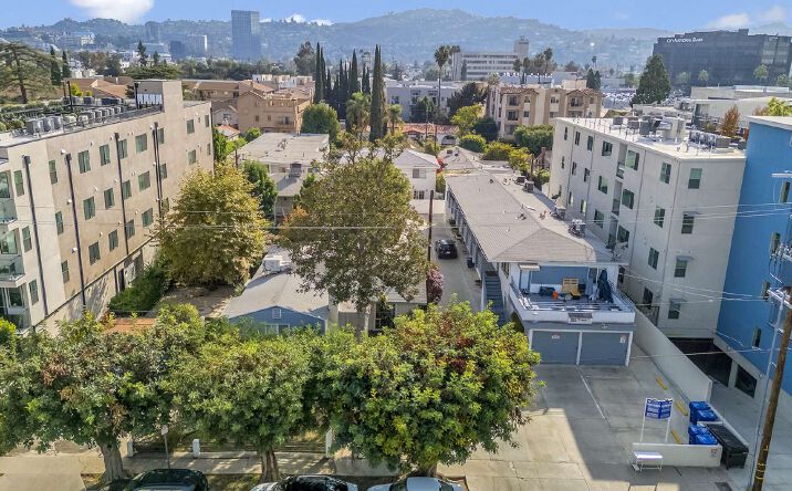 Pictures of Multifamily property located at 10814 Blix St, Los Angeles, CA 91602 for sales - image #1