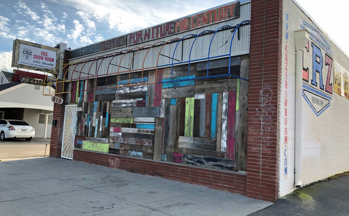 Pictures of Retail property located at 915 N Fulton St, Fresno, CA 93728 for sales - image #1