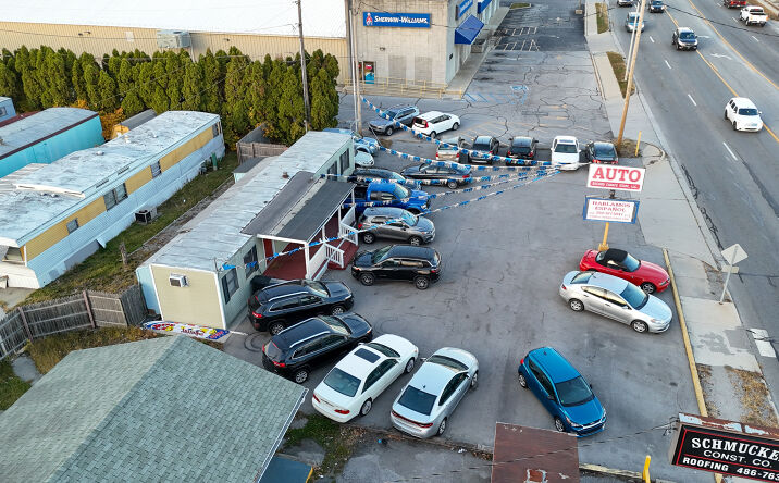 Pictures of Retail property located at 3415 N. Clinton St., Fort Wayne, IN 46805 for sales - image #1