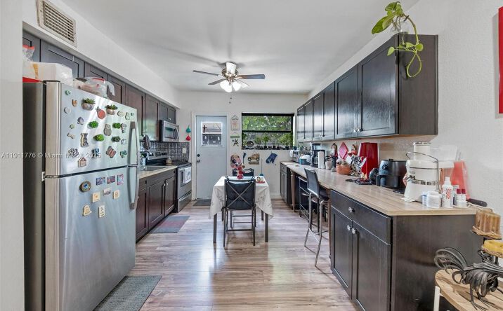 Pictures of Multifamily property located at 740 135 St, North Miami, FL 33168 for sales - image #1