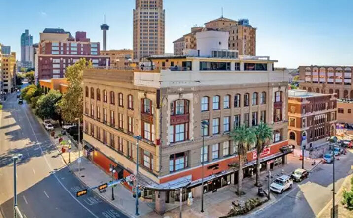Pictures of Mixed Use, Multifamily property located at 126 E Main Plaza, San Antonio, TX 78205 for sales - image #1