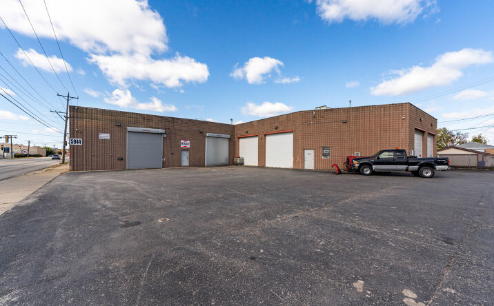 Pictures of Industrial, Land, Mixed Use property located at 5944 W 65th St, Chicago, IL 60638 for sales - image #1