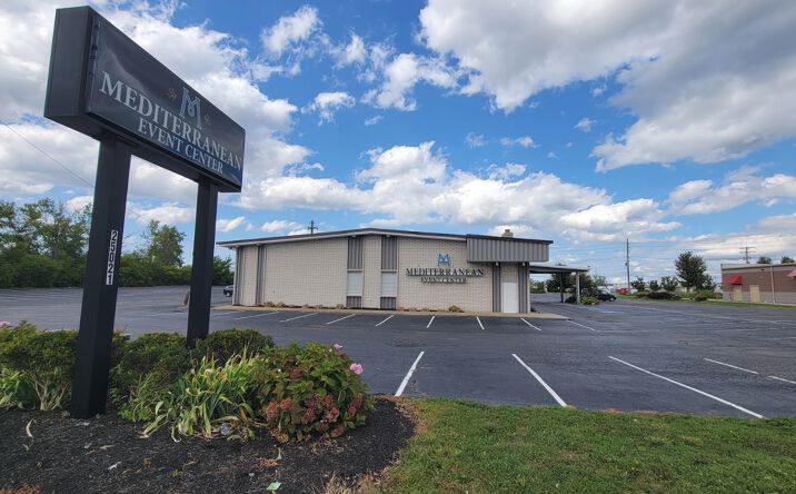 Pictures of Hospitality, Retail property located at 25021 Rockside Road, Bedford Heights, OH 44146 for sales - image #1
