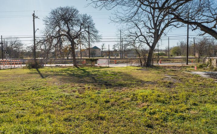 Pictures of Land property located at 5418/5428 Presa st, San Antonio, TX 78223-3502, San Antonio, TX 78223 for sales - image #1