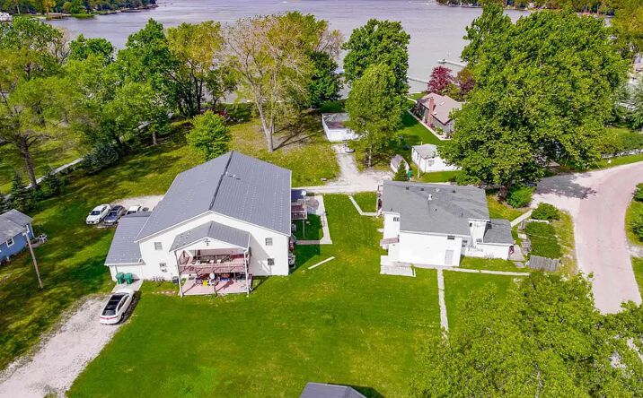 Pictures of Multifamily property located at 4479 E Shore Drive, Bremen, IN 46506 for sales - image #1