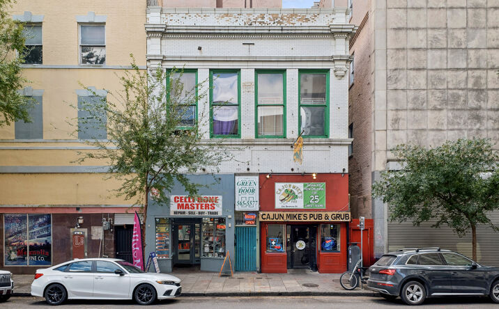 Pictures of Mixed Use, Office, Retail property located at 114 Baronne St, New Orleans, LA 70112 for sales - image #1