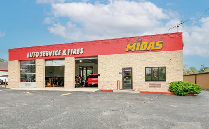 Pictures of Retail property located at 4730 National Rd E, Richmond, IN 47374 for sales - image #1