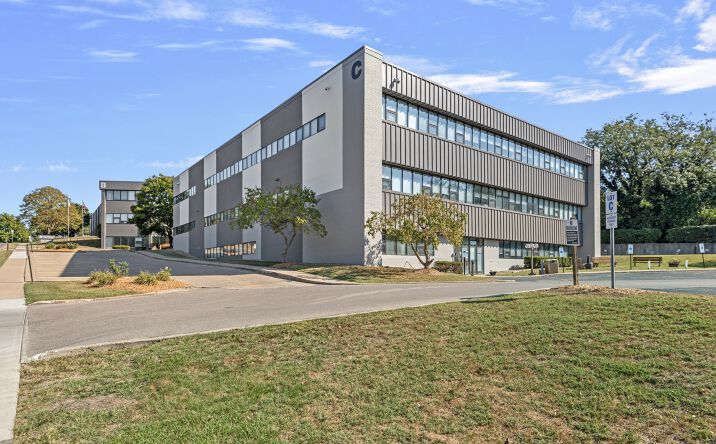 Pictures of Office property located at 2200 Churchill Rd, Springfield, IL 62702 for sales - image #1