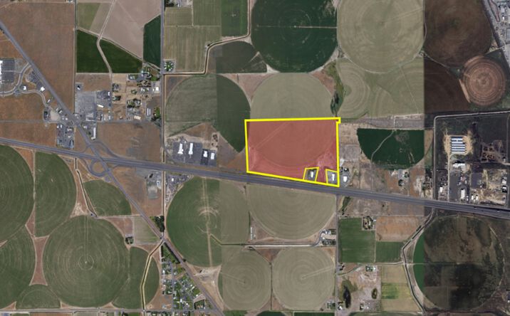 Pictures of Land property located at 12928 N Frontage Rd, Moses Lake, WA 98837 for sales - image #1