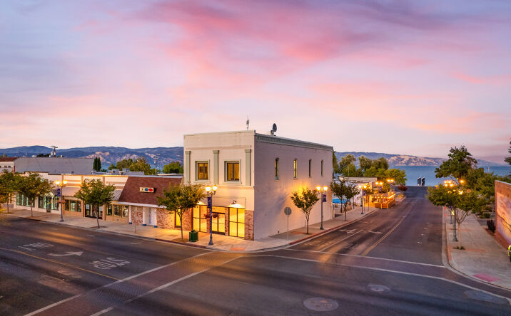 Pictures of Multifamily, Retail property located at 302 N Main St, Lakeport, CA 95453 for sales - image #1