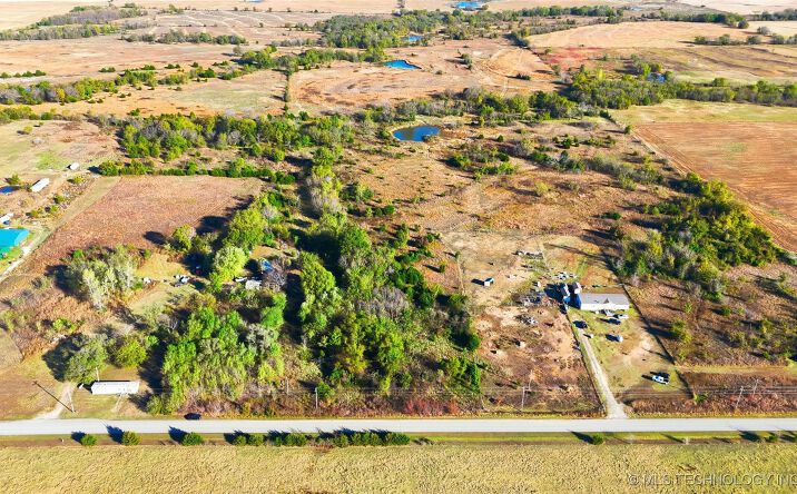 Pictures of Land property located at Cedar Road, Henryetta, OK 74437 for sales - image #1