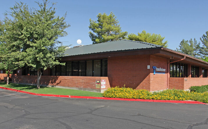 Pictures of Office property located at 15648 N 35th Ave, Phoenix, AZ 85053 for sales - image #1