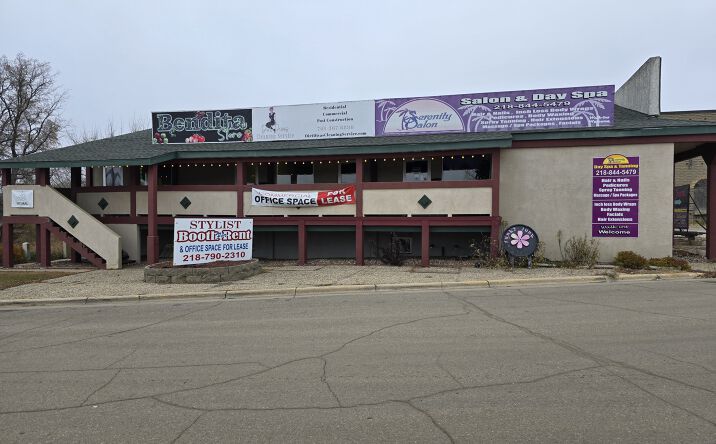 Pictures of Office property located at 514 Summit Avenue, Detroit Lakes, MN 56501 for sales - image #1