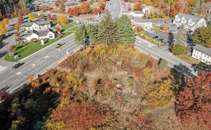 Pictures of Land property located at 797 Boston Rd, Groton, MA 01450 for sales - image #1