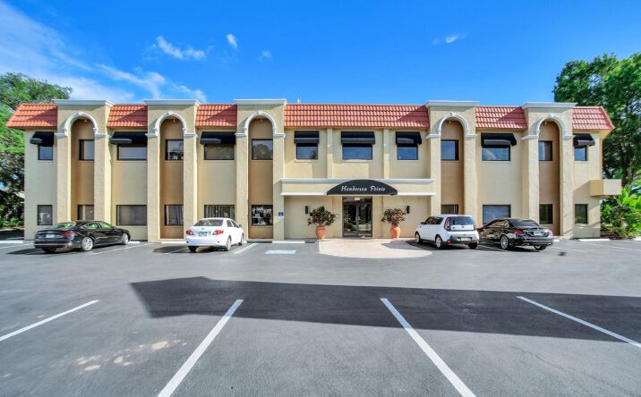 Pictures of Office property located at 3314 Henderson Blvd, Tampa, FL 33609 for sales - image #1