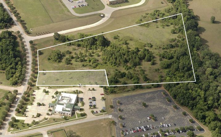 Pictures of Land property located at Willow Creek Pkwy, Palestine, TX 75801 for sales - image #1
