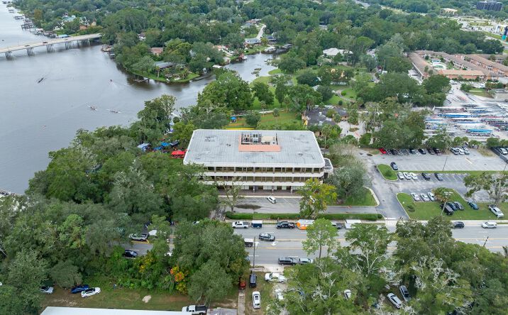Pictures of Multifamily, Office property located at 644 Cesery Blvd, Jacksonville, FL 32211 for sales - image #1