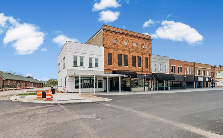 Pictures of Mixed Use, Office, Retail property located at 101 E Sangamon Ave, Rantoul, IL 61866 for sales - image #1