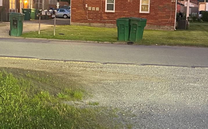 Pictures of Mixed Use property located at 910 Sinclair St, Fairdale, KY 40118 for sales - image #1