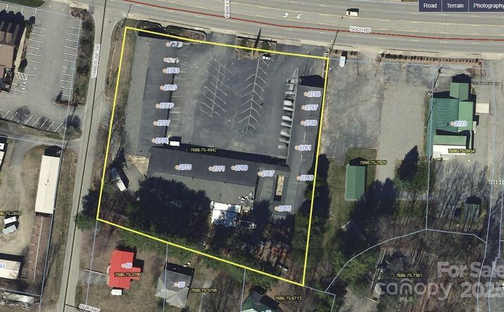Pictures of Retail property located at 2757 Soco Rd, Maggie Valley, NC 28751 for sales - image #1