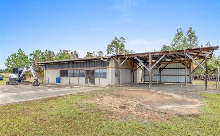 Pictures of Mixed Use property located at 7513 Hwy 171 Highway, DeRidder, LA 70634 for sales - image #1