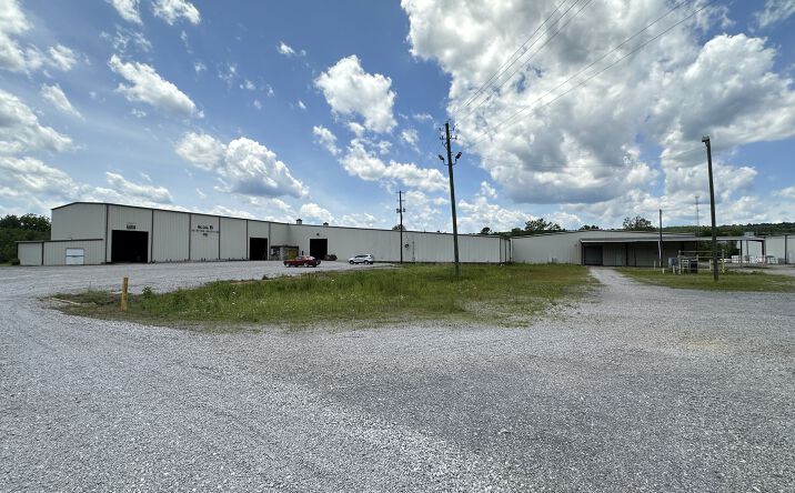 Pictures of Industrial property located at 1401 Meadow Craft Road, Birmingham, AL 35215 for sales - image #1