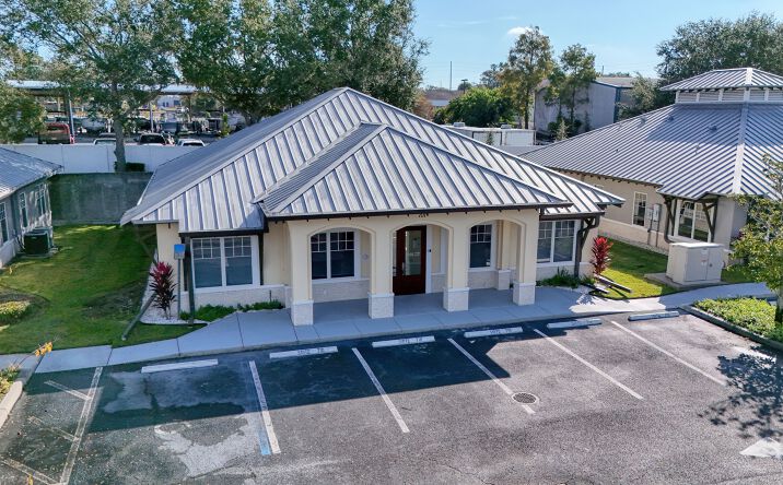 Pictures of Office property located at 1180 Ponce De Leon Blvd, Clearwater, FL 33756 for sales - image #1