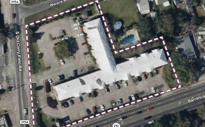 image of property at 3984 BARRANCAS AVE Pensacola FL 32507-3413