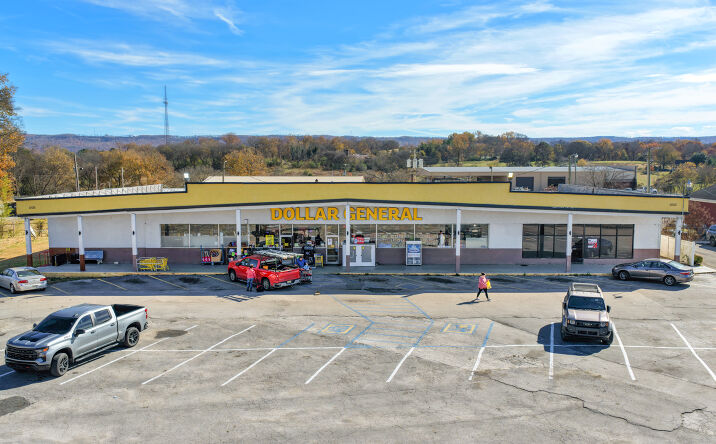 Pictures of Retail property located at 41125 U.S. Highway 72, Stevenson, AL 35772 for sales - image #1