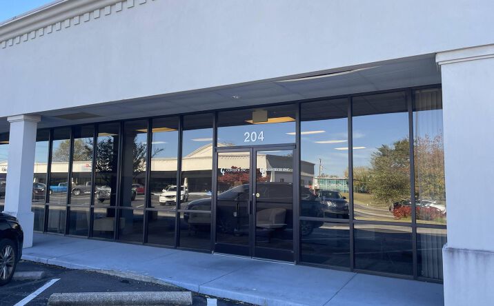 Pictures of Office property located at 7047 Lee Hwy, Suite 204, Chattanooga, TN 37421 for sales - image #1