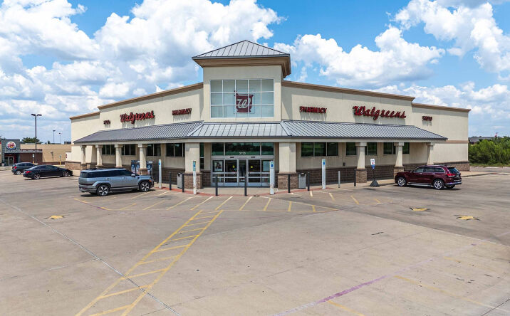 Pictures of Retail property located at 2735 S State Hwy, Gatesville, TX 76528 for sales - image #1
