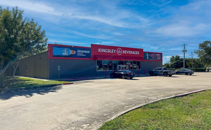 Pictures of Retail property located at 3923 Texas Ave, La Marque, TX 77568 for sales - image #1