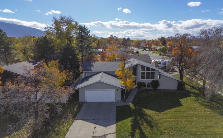 Pictures of Multifamily property located at 512 E LARCHWOOD DR, midvale, UT 84121 for sales - image #1
