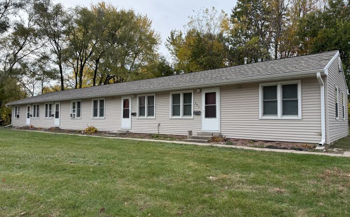 Pictures of Multifamily property located at 305 E 25th St S, Newton, IA 50208 for sales - image #1