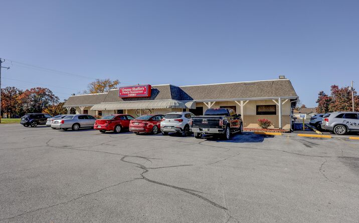 Pictures of Retail, Mixed Use property located at 2728 N Rangeline Rd, Joplin, MO 64801 for sales - image #1