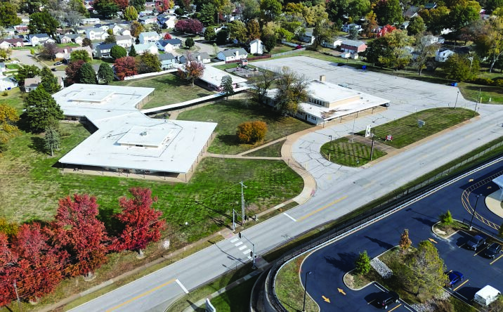 Pictures of Retail, Special Purpose property located at 1555 Derhake Rd, Florissant, MO 63033 for sales - image #1